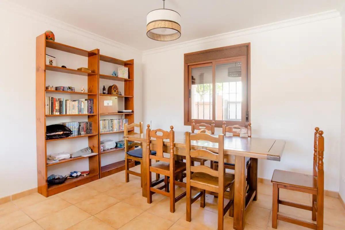 Habitacion En Casa Vacacional Fuengirola Luaran gambar