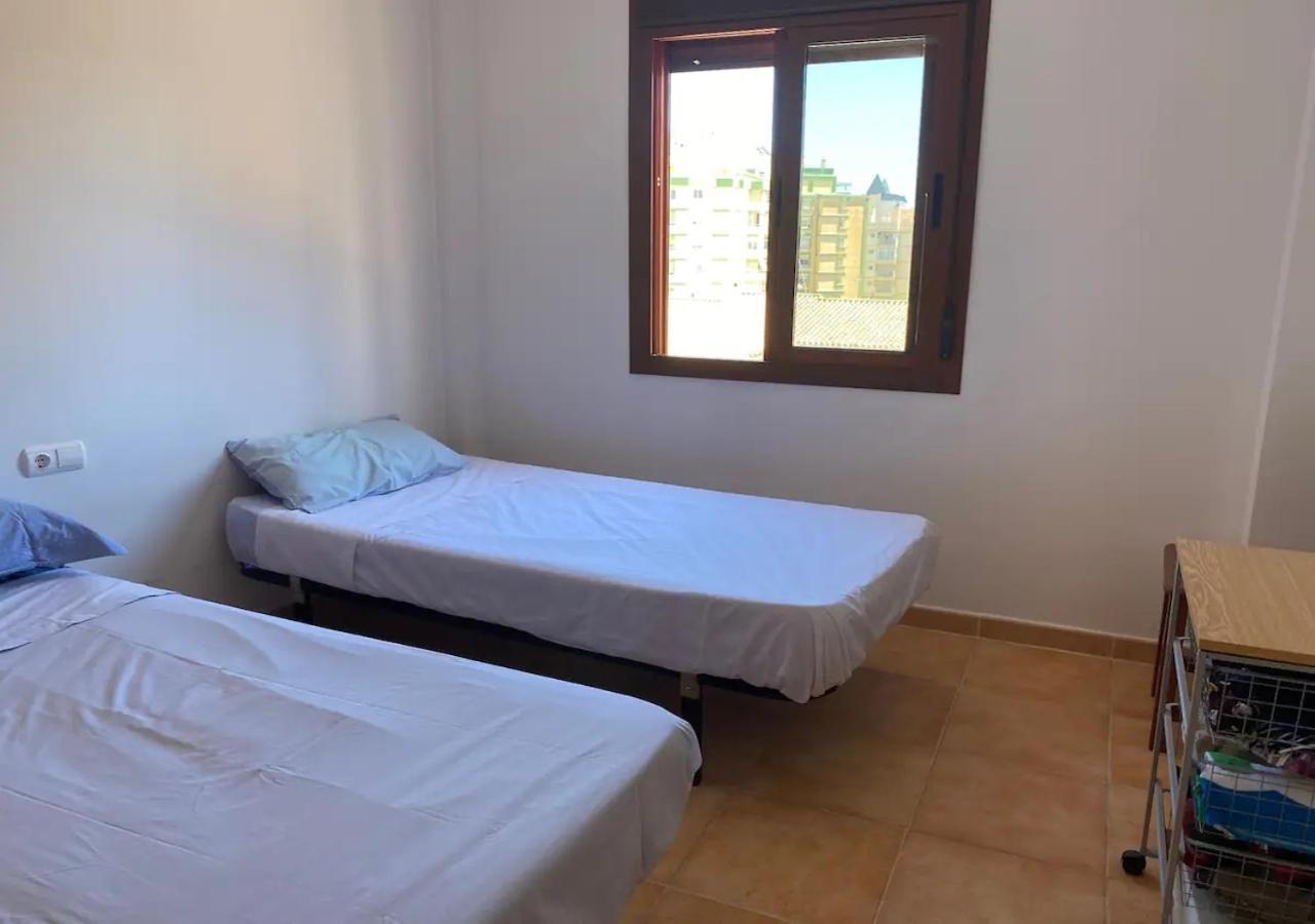 Habitacion En Casa Vacacional Fuengirola Luaran gambar